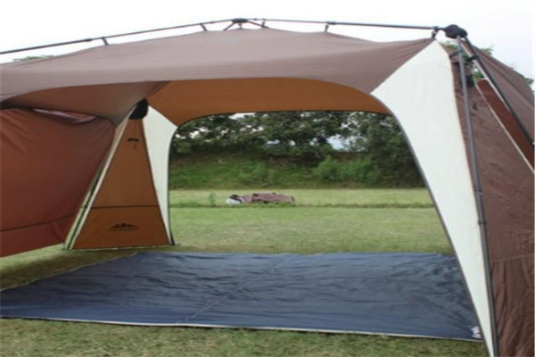 华大逸马新一代防雨遮阳篷